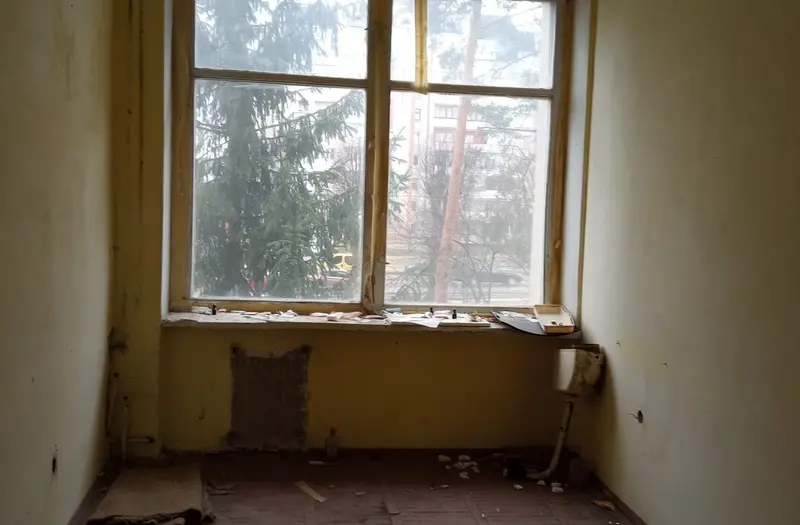 Нежитлова нерухомість (універсал) — лот №1266253