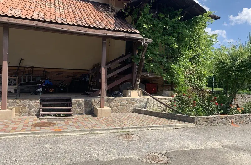 Житлова — лот №1274559